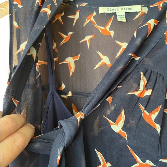 Black Rainn Navy Blue bird print tank blouse with sheer overlay and tie at neck - Picture 4 of 5
